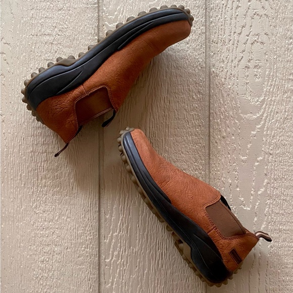 Hummer "Like Nothing Else" Slip-On Ankle Booties - Picture 2 of 7